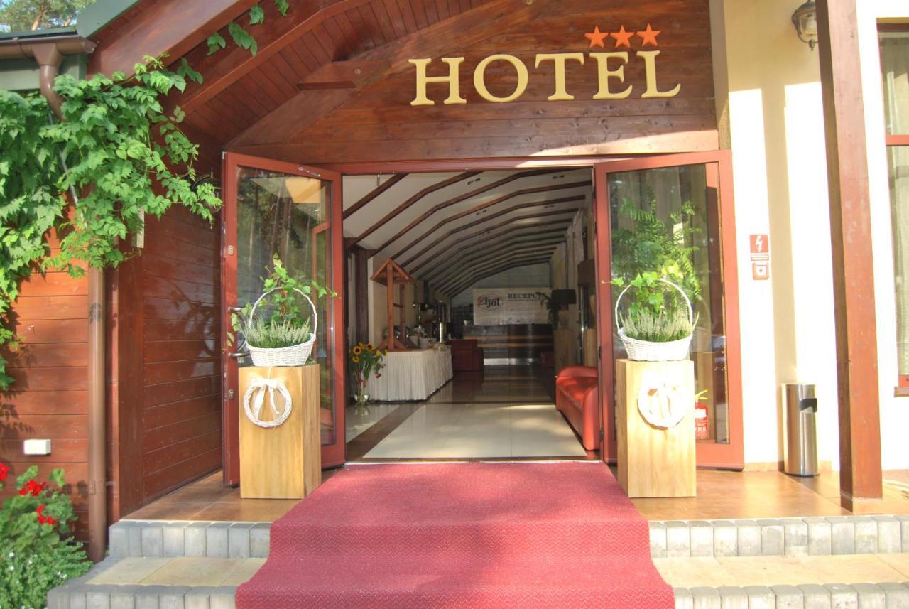 סילפיה ויילקה Hotel Eljot מראה חיצוני תמונה